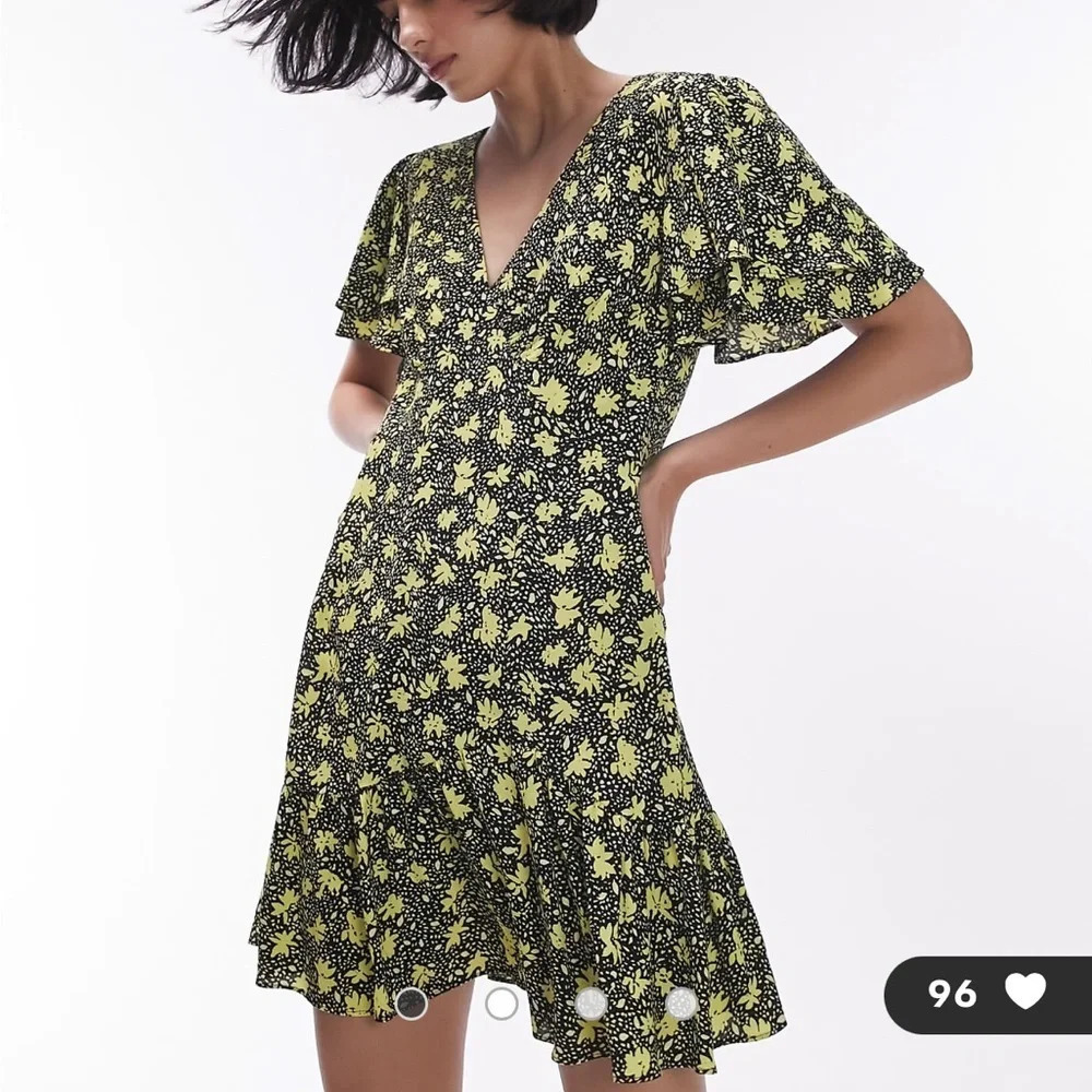 Topshop Bella tea dress with angel sleeve in yellow floral print - Picture 2 of 7